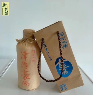 岫岩大曲（纸包）500ml   52%vol